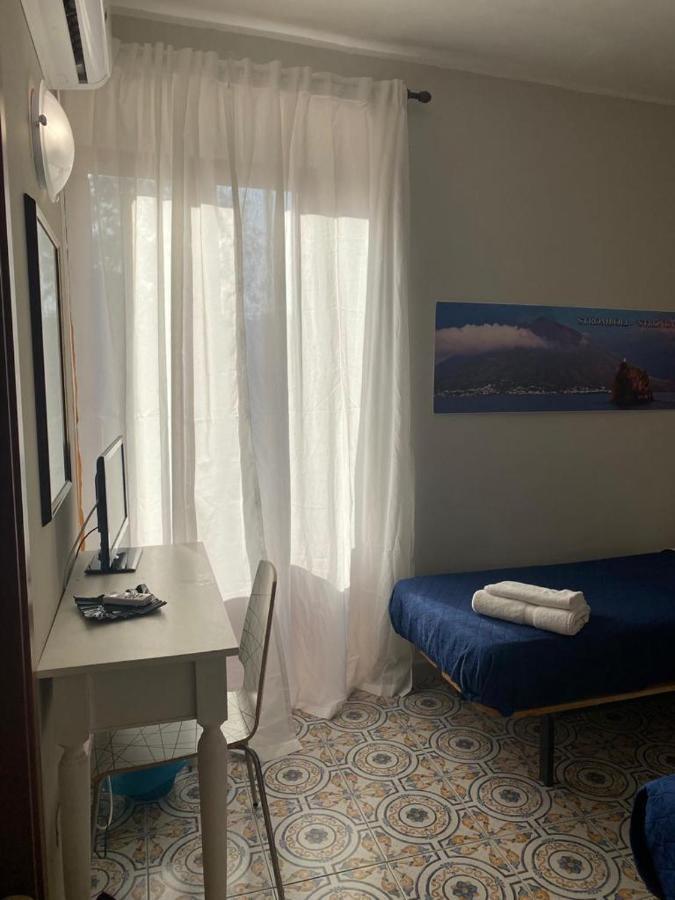 Phenicusa Milazzo Bagian luar foto