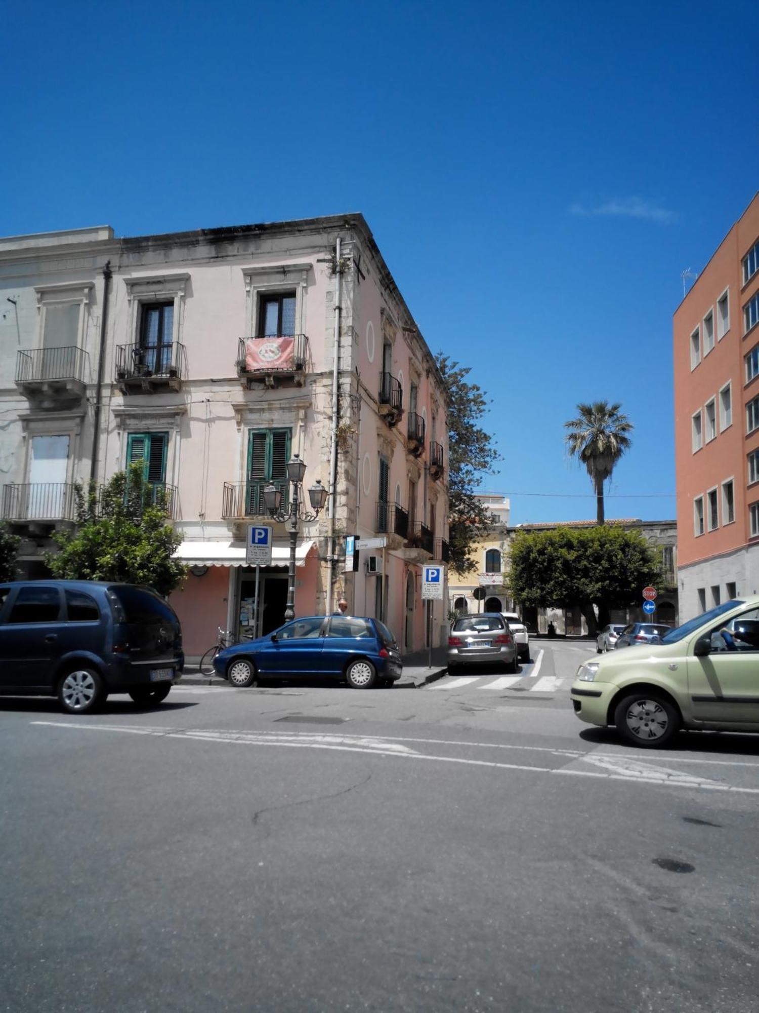 Phenicusa Milazzo Bagian luar foto